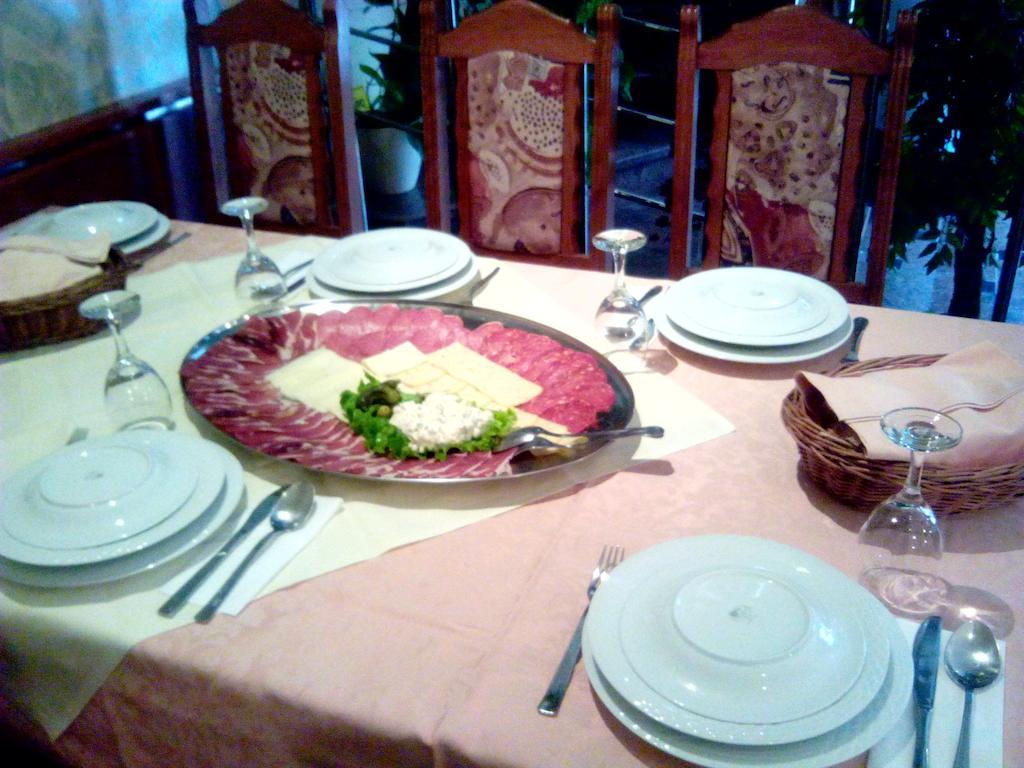 Guest House Sv. Nikola Dugo Selo Экстерьер фото